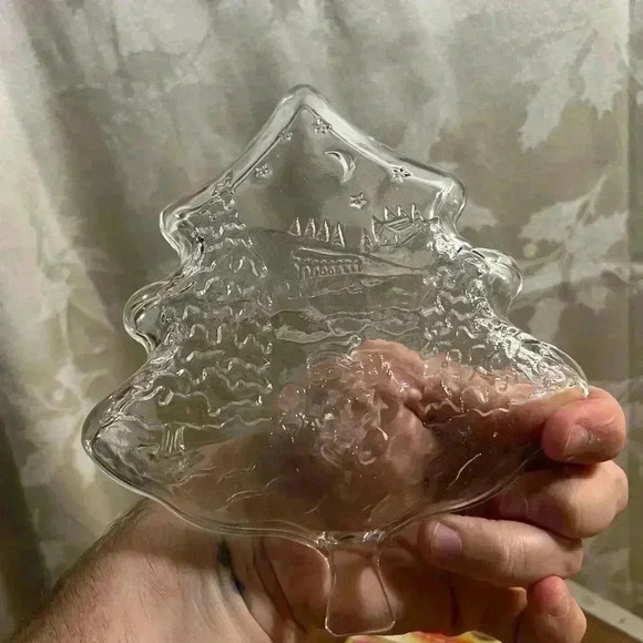 Vintage  Evergreen Collection Christmas Tree Plate - Picture 3 of 5